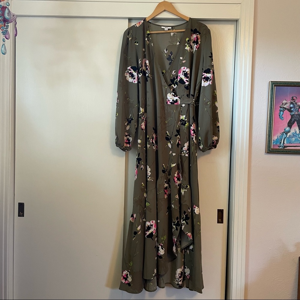 Bar III wrap maxi dress - Picture 3 of 4